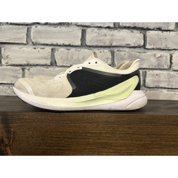 Lululemon Blissfeel Run 2 Womens 8.5 White Black Green Running Shoes Sneakers